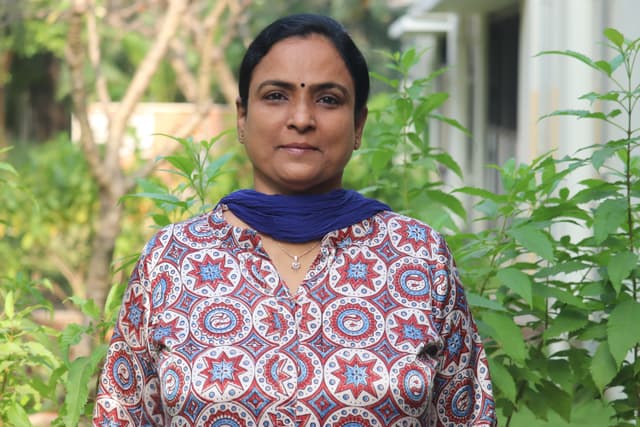 Arsha Vidya Mandir: Cambridge curriculum